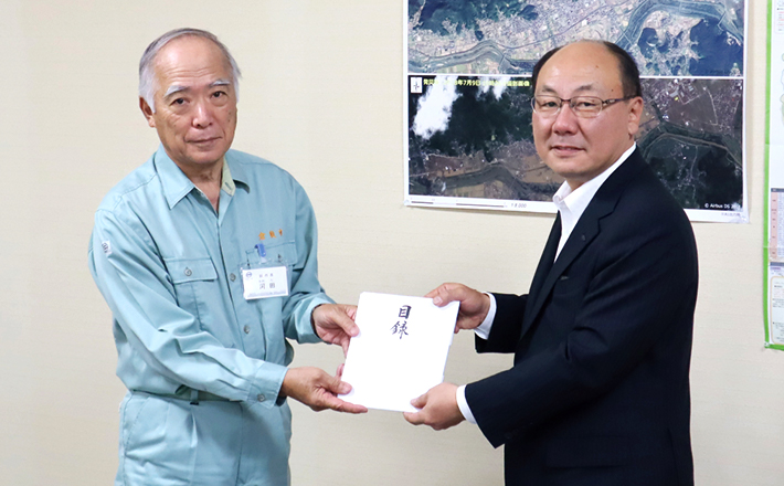 西日本豪雨で甚大な被害を受けた広島、岡山、愛媛に支援金を贈呈