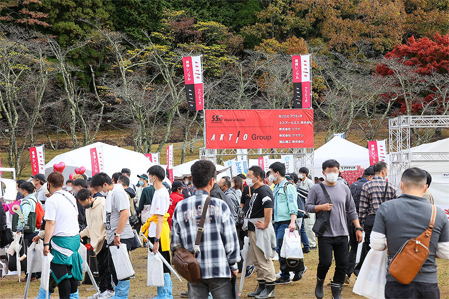 2022森林・林業・環境機械展示実演会に出展し、商品の魅力をアピール