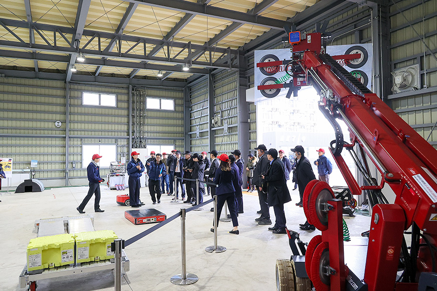 「建設業の2025年問題を解決！ アクティオの建設用ロボットに関するプレスセミナー」を開催